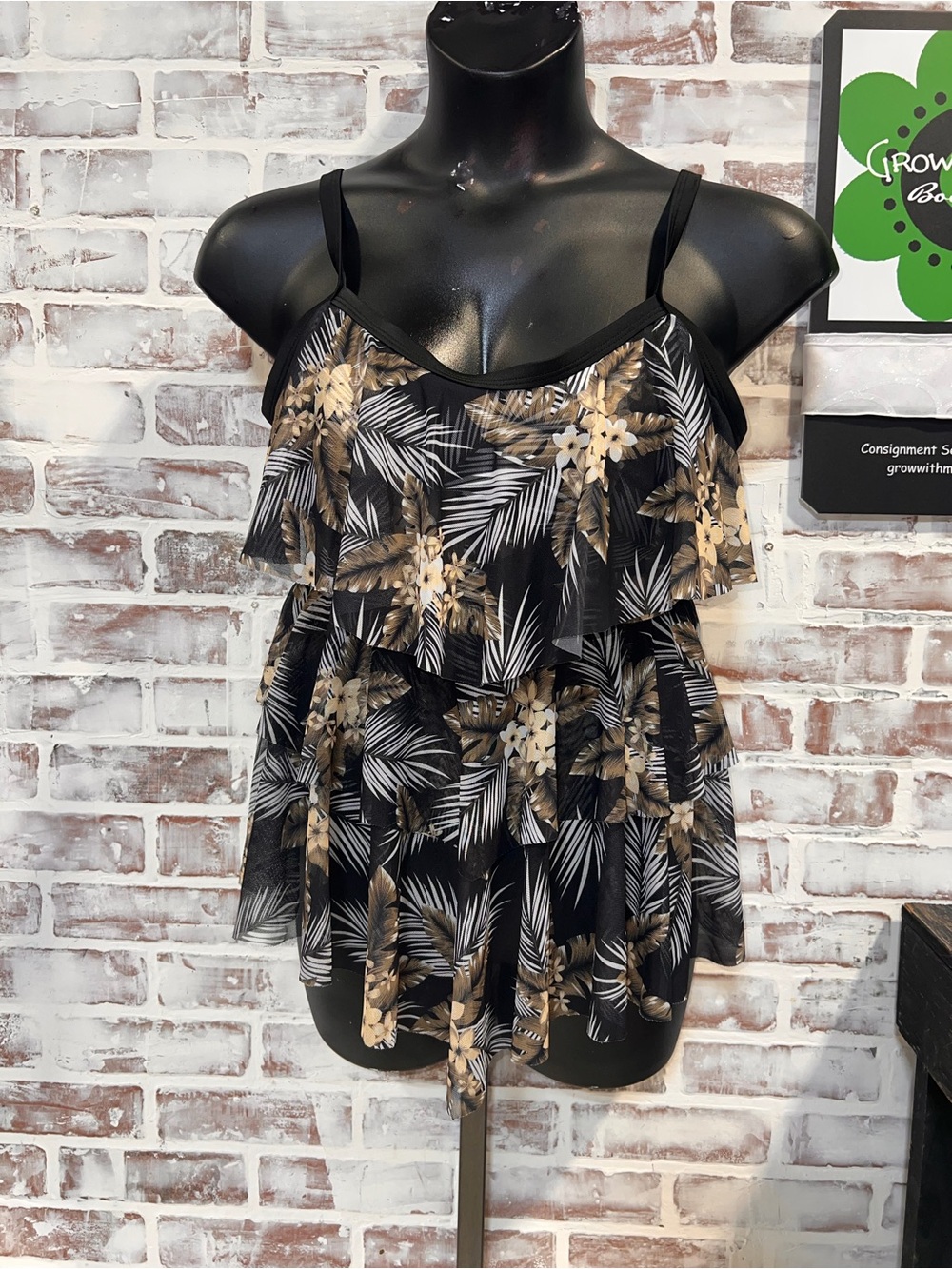 Women’s Black Floral Tiered swim Top